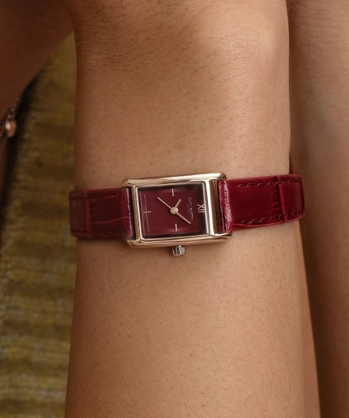 OLIVIA BURTON（オリビアバートン）の「「OLIVIA BURTON/オリビアバートン」 クラシック - 16mm ミニグローブ ブレスレット（アナログ腕時計・レディース・シルバー/ブラック/レッド・FREE）」の2枚目の写真