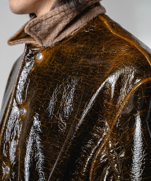 yoshiokubo（ヨシオクボ）の「yoshiokubo ヨシオクボ / TOPGUN BOA BIND BL トップガンボアバインドブルゾン ムートンブルゾン / YKF25516（ブルゾン・メンズ・ブラウン・FREE）」の8枚目の写真