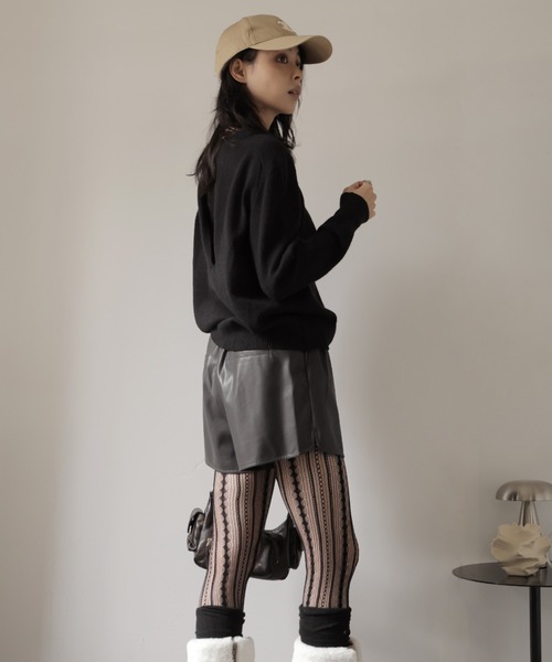 Ulysses(ユリシス)の「フェイクレザーショートパンツ(その他パンツ・レディース・グレー/ブラック・F)」の14枚目の写真