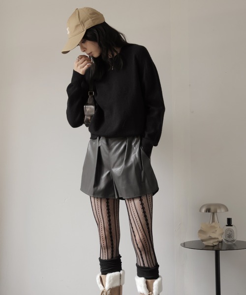 Ulysses(ユリシス)の「フェイクレザーショートパンツ(その他パンツ・レディース・グレー/ブラック・F)」の17枚目の写真
