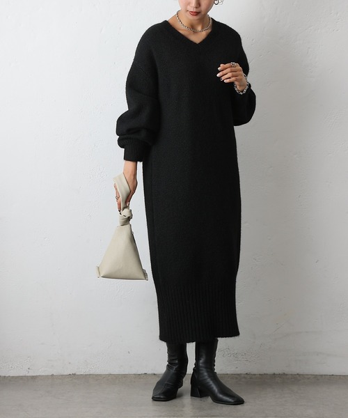 COLONY 2139（コロニートゥーワンスリーナイン）の「アルパカタッチVネックワンピース（ワンピース・レディース・ブラック/ベージュ/グレー・FREE）」の2枚目の写真