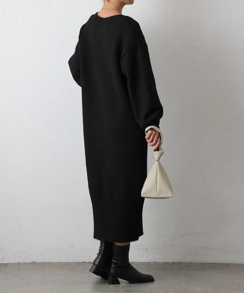 COLONY 2139（コロニートゥーワンスリーナイン）の「アルパカタッチVネックワンピース（ワンピース・レディース・ブラック/ベージュ/グレー・FREE）」の6枚目の写真