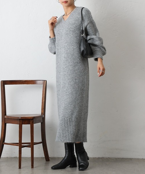 COLONY 2139（コロニートゥーワンスリーナイン）の「アルパカタッチVネックワンピース（ワンピース・レディース・ブラック/ベージュ/グレー・FREE）」の13枚目の写真