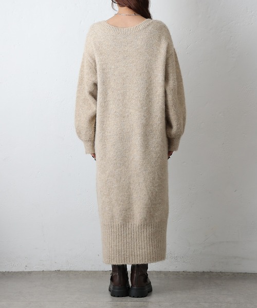 COLONY 2139（コロニートゥーワンスリーナイン）の「アルパカタッチVネックワンピース（ワンピース・レディース・ブラック/ベージュ/グレー・FREE）」の20枚目の写真