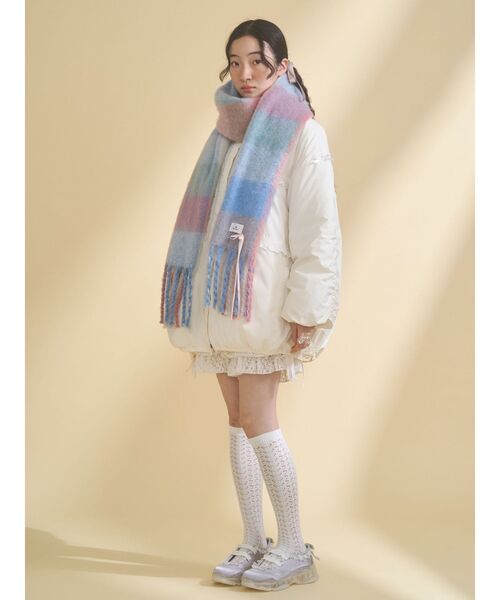 merry jenny（メリージェニー）の「fluffy ribbonチェックマフラー（マフラー・レディース・ピンク/アイボリー・FREE）」の8枚目の写真