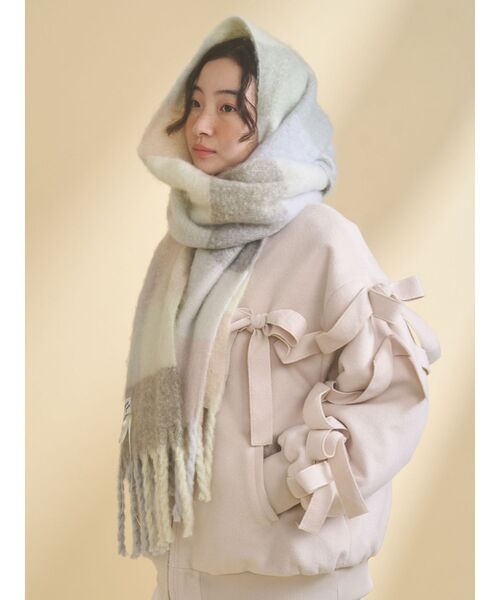 merry jenny(メリージェニー)の「fluffy ribbonチェックマフラー(マフラー・レディース・ピンク/アイボリー・FREE)」の5枚目の写真