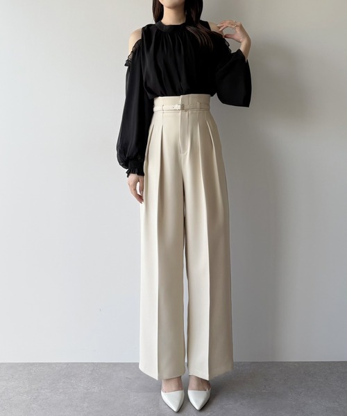 mipiarl(ミピアール)の「ハイウエストタックスラックス(スラックス・レディース・チャコール/アイボリー/ブラック・LARGE/MEDIUM/SMALL)」の5枚目の写真