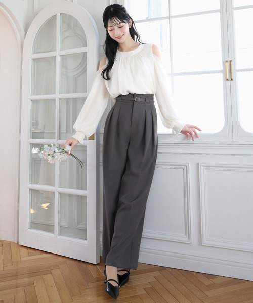 mipiarl(ミピアール)の「ハイウエストタックスラックス(スラックス・レディース・チャコール/アイボリー/ブラック・LARGE/MEDIUM/SMALL)」の13枚目の写真