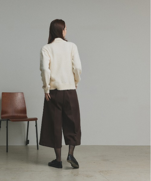 ad thie(アドティエ)の「ベルト付き フェイクウール バミューダパンツ(その他パンツ・レディース・ブラック/ダークブラウン/チャコール・FREE)」の11枚目の写真