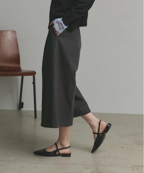 ad thie(アドティエ)の「ベルト付き フェイクウール バミューダパンツ(その他パンツ・レディース・ブラック/ダークブラウン/チャコール・FREE)」の22枚目の写真