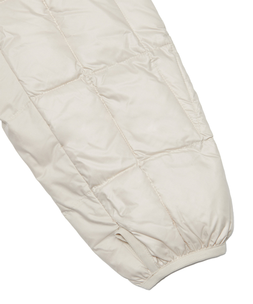 NOMANUAL(NOMANUAL)の「NEO LIGHT DOWN JACKET - LIGHT GRAY(ダウンジャケット/コート・レディース・その他・SMALL/MEDIUM/LARGE)」の8枚目の写真