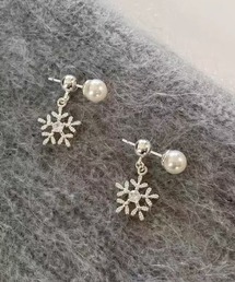 snowflake pierced earrings
