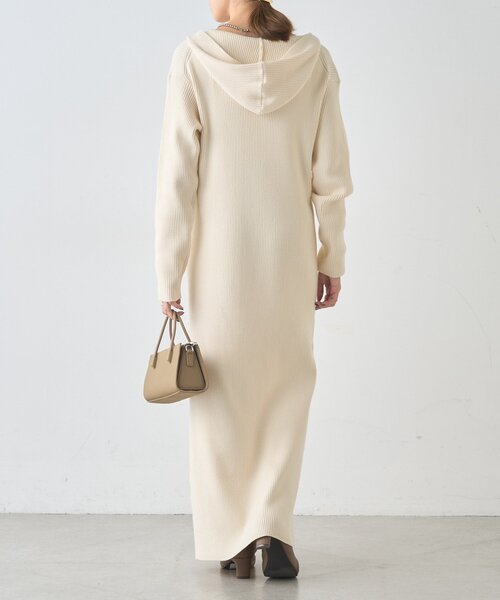 SHENERY（シーナリー）の「フーデットジップワンピース（ワンピース・レディース・グレー/オフホワイト/ブラック・36/38）」の8枚目の写真