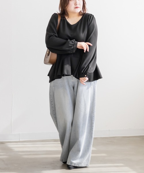 CLETTE(クレット)の「CLETTEオリジナルイレヘムペプラム長袖プルオーバー(Tシャツ/カットソー・レディース・オフホワイト/ブラック・LL/3L/4L)」の12枚目の写真