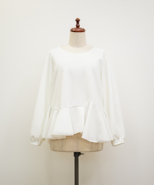 CLETTE(クレット)の「CLETTEオリジナルイレヘムペプラム長袖プルオーバー(Tシャツ/カットソー・レディース・オフホワイト/ブラック・LL/3L/4L)」の15枚目の写真