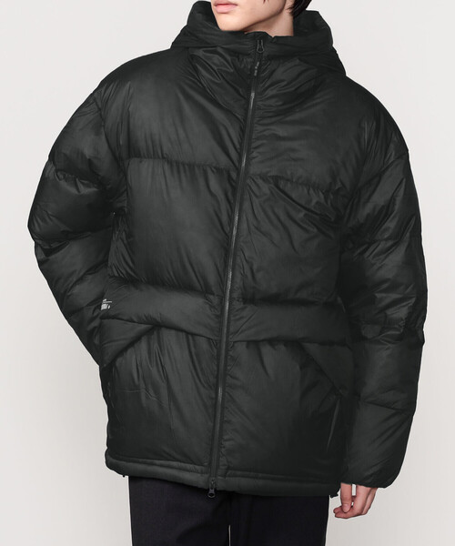 Bshop(ビショップ)の「ALLIED FEATHER + DOWN | 1000FP PUFFY DOWN JACKET MEN(ダウンジャケット/コート・メンズ・ブラック・L)」の2枚目の写真