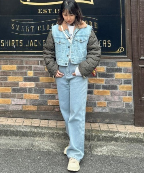 Belle Cie(ベルシー)の「着回し力抜群あったか裏起毛ワイドロングデニムパンツ(デニムパンツ・レディース・ブルー/ブラック/サックスブルー/グレー/アイボリー・M/XL/L/S)」の4枚目の写真