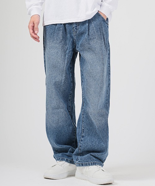 LUXSTYLE(ラグスタイル)の「ワイドタックデニムパンツ(デニムパンツ・メンズ・ブラック/ブルー/インディゴブルー/ブルー系その他・L/M)」の3枚目の写真