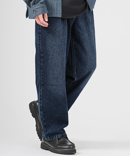 LUXSTYLE(ラグスタイル)の「ワイドタックデニムパンツ(デニムパンツ・メンズ・ブラック/ブルー/インディゴブルー/ブルー系その他・L/M)」の13枚目の写真