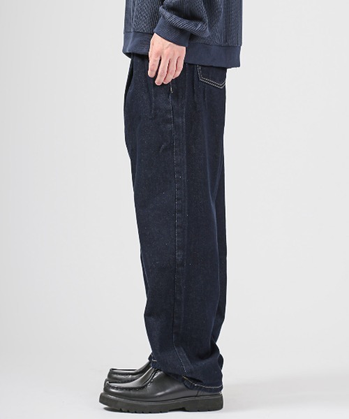 LUXSTYLE(ラグスタイル)の「ワイドタックデニムパンツ(デニムパンツ・メンズ・ブラック/ブルー/インディゴブルー/ブルー系その他・L/M)」の19枚目の写真