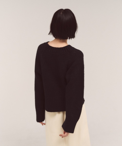 FMiBL（ファミル）の「ソフトラウンドニット（ニット/セーター・レディース・オフホワイト/ブラック/ブラウン・FREE）」の19枚目の写真