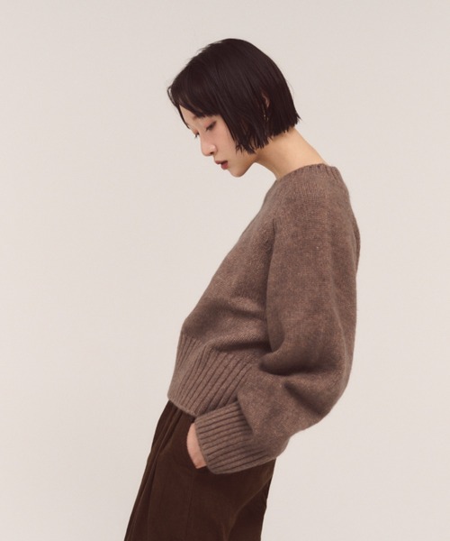 FMiBL（ファミル）の「ソフトラウンドニット（ニット/セーター・レディース・オフホワイト/ブラック/ブラウン・FREE）」の12枚目の写真