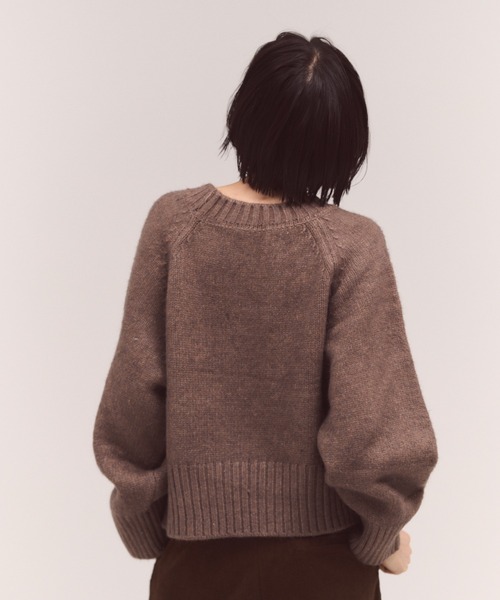 FMiBL（ファミル）の「ソフトラウンドニット（ニット/セーター・レディース・オフホワイト/ブラック/ブラウン・FREE）」の14枚目の写真