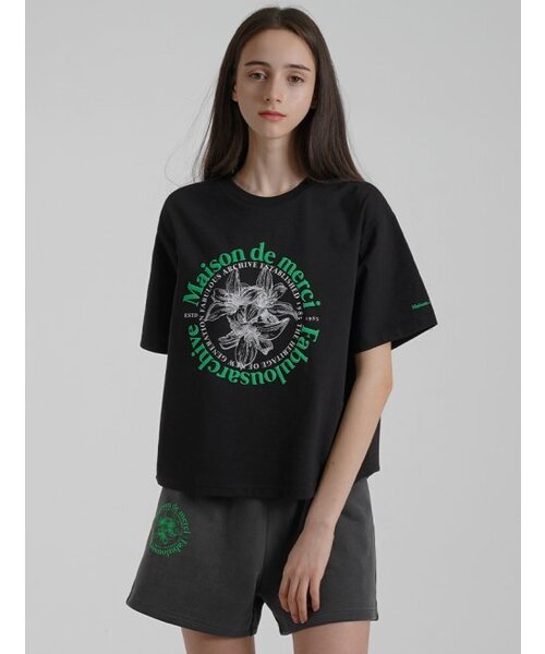 FABULOUS ARCHIVE(ファビュラスアーカイブ)の「ウィメンズ リリス リラックスクロップTシャツ ブラックグリーン(FCC2TS385W)(Tシャツ/カットソー・レディース・ブラック・SMALL/MEDIUM)」の2枚目の写真