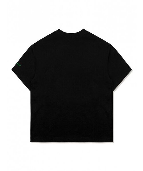 FABULOUS ARCHIVE(ファビュラスアーカイブ)の「ウィメンズ リリス リラックスクロップTシャツ ブラックグリーン(FCC2TS385W)(Tシャツ/カットソー・レディース・ブラック・SMALL/MEDIUM)」の4枚目の写真