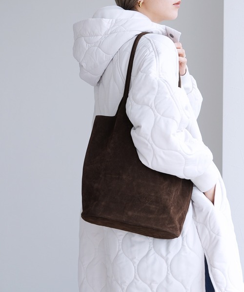 reca（レカ）の「ポーチ付きスエードトートバッグ（トートバッグ・レディース・ブラウン/ダークブラウン・ONE SIZE）」の3枚目の写真