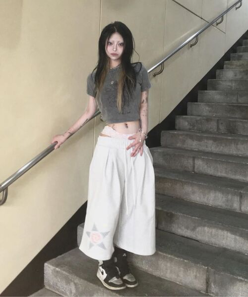 VENHIT（ベンヒット）の「チェックスタープリケバミューダパンツ[ホワイトメランジ]（その他パンツ・レディース・ホワイト・MEDIUM/LARGE/X-LARGE）」の7枚目の写真