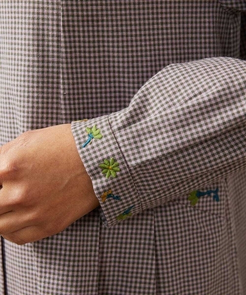Jocomomola(ホコモモラ)の「Flor pequena チェックフラワー刺繍ワンピース(ワンピース・レディース・グリーン/ライトピンク・40)」の8枚目の写真