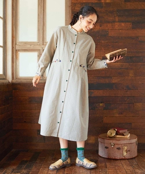 Jocomomola(ホコモモラ)の「Flor pequena チェックフラワー刺繍ワンピース(ワンピース・レディース・グリーン/ライトピンク・40)」の14枚目の写真