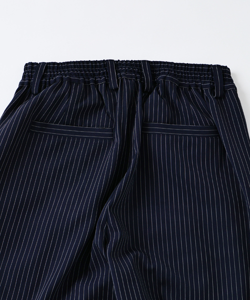 JOURNAL STANDARD relume(ジャーナルスタンダード レリューム)の「ヒールカット ルーズ ライトスラックス(スラックス・メンズ・ブラック/ベージュ/ネイビー・SMALL/MEDIUM/LARGE)」の18枚目の写真