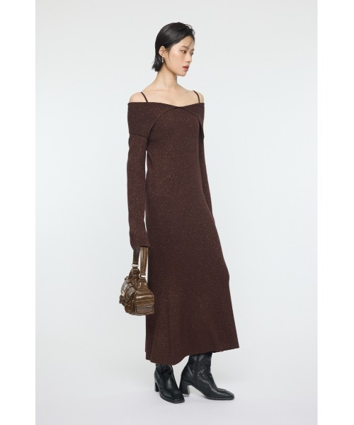 MOUSSY（マウジー）の「BIG COLLAR ニットドレス（ワンピース・レディース・ブラック/ブラウン/ネイビー・1/2）」の10枚目の写真