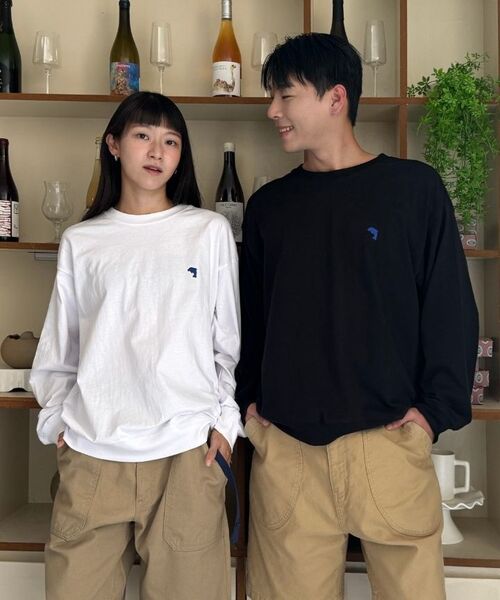 DOLPHIN WAVE APPAREL(ドルフィンウェーブアパレル)の「ドルフィンミニチェーン刺繍16番スウェットブラック(スウェット・メンズ・ブラック・MEDIUM/LARGE/X-LARGE)」の6枚目の写真
