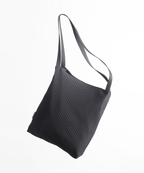 GREEN STUFF(グリーンスタッフ)の「boxy bag 53 - pleats black(エコバッグ/サブバッグ・レディース・その他・FREE)」の8枚目の写真