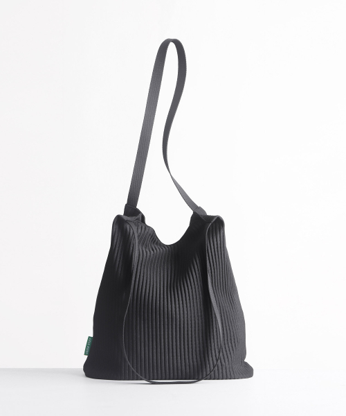 GREEN STUFF(グリーンスタッフ)の「boxy bag 53 - pleats black(エコバッグ/サブバッグ・レディース・その他・FREE)」の9枚目の写真