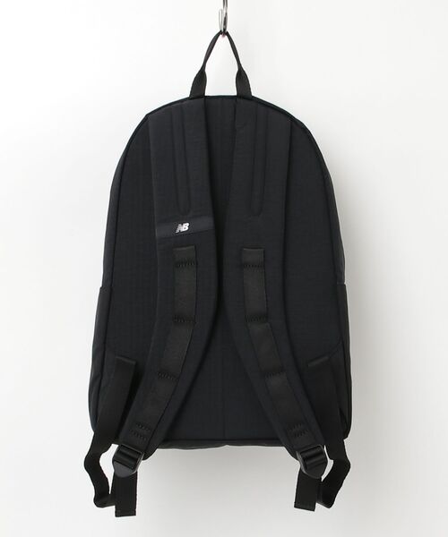 NEW BALANCE（ニューバランス）の「NewBalance デイパック 15L（バックパック/リュック・メンズ・ブラック・FREE）」の12枚目の写真