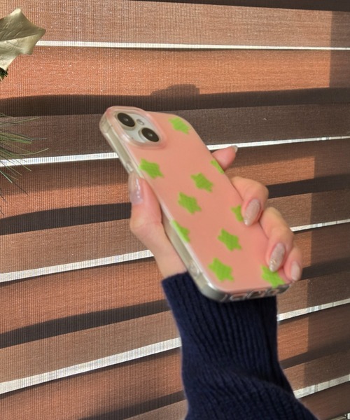 Loco Ocean(ロコオーシャン)の「チェック柄スター ポップ総柄 星 / スマホカバー iPhoneケース ( 12 / 13 / 14 / 15 / 16 / 17 )(スマホケース/カバー・レディース・ピンク/イエロー・iPhone 16/iPhone 15/iPhone 13/14/iPhone 12)」の18枚目の写真