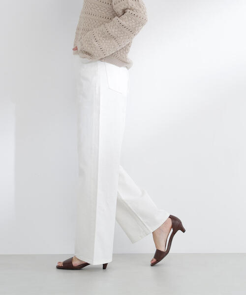 NATURAL BEAUTY BASIC（ナチュラルビューティーベーシック）の「◇ワイドストレートデニムパンツ（デニムパンツ・レディース・オフホワイト/ブルー/ピンク/ブルー系その他2・X-SMALL/SMALL/MEDIUM）」の7枚目の写真