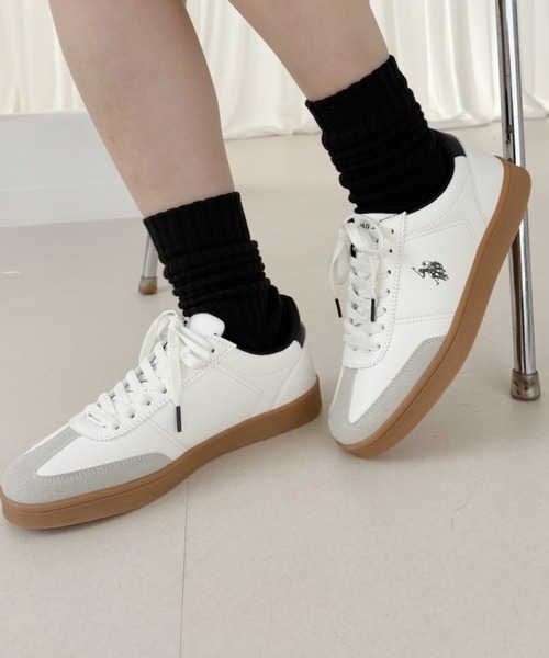 U.S. POLO ASSN.（ユーエスポロアッスン）の「【U.S. POLO ASSN.】カジュアル ローカット レザーライク スニーカー（スニーカー・レディース・ホワイト×ブラック/ベージュ系その他/ネイビー×ホワイト・22.5/23/23.5/24/24.5）」の16枚目の写真