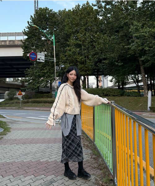 NOIRER FOR WOMAN（ノイアーフォーウーマン）の「ハンドメイドケーブルクロップスウェット（アイボリー）（ニット/セーター・レディース・その他・FREE）」の11枚目の写真