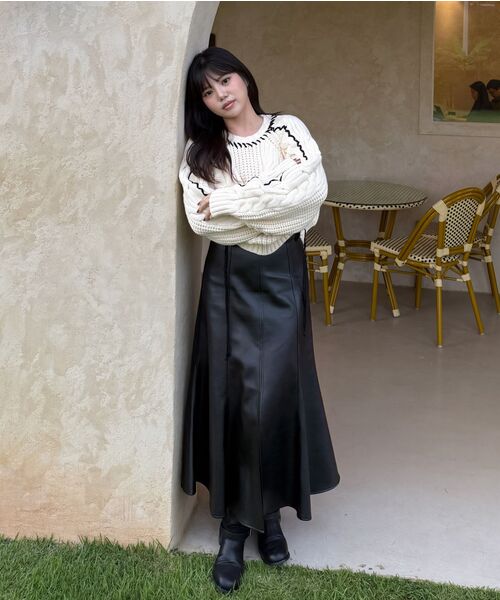 NOIRER FOR WOMAN（ノイアーフォーウーマン）の「ハンドメイドケーブルクロップスウェット（アイボリー）（ニット/セーター・レディース・その他・FREE）」の3枚目の写真