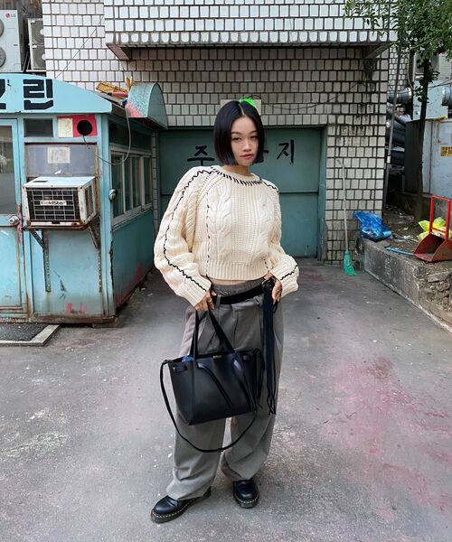 NOIRER FOR WOMAN（ノイアーフォーウーマン）の「ハンドメイドケーブルクロップスウェット（アイボリー）（ニット/セーター・レディース・その他・FREE）」の5枚目の写真