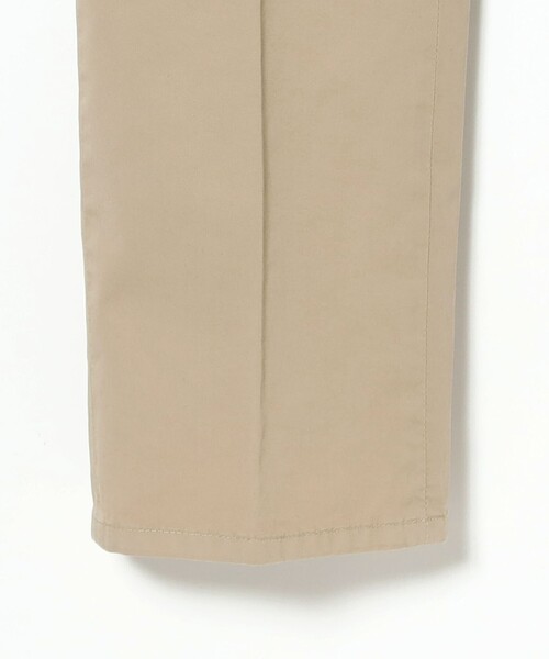 GTA（ジーティーアー）の「【別注】GTA / HERRICK ストレッチ コットン ギャバジン サイドアジャスター 2プリーツ スラックス（その他パンツ・メンズ・オフホワイト/ベージュ・48/46/44）」の6枚目の写真