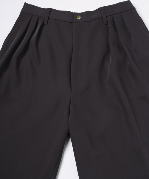 CULLNI(クルニ)の「Dry Double Cloth 3Tuck Semi Wide Pant(スラックス・メンズ・ネイビー/ダークブラウン/アッシュブラウン/ブラック・2/1/0)」の16枚目の写真