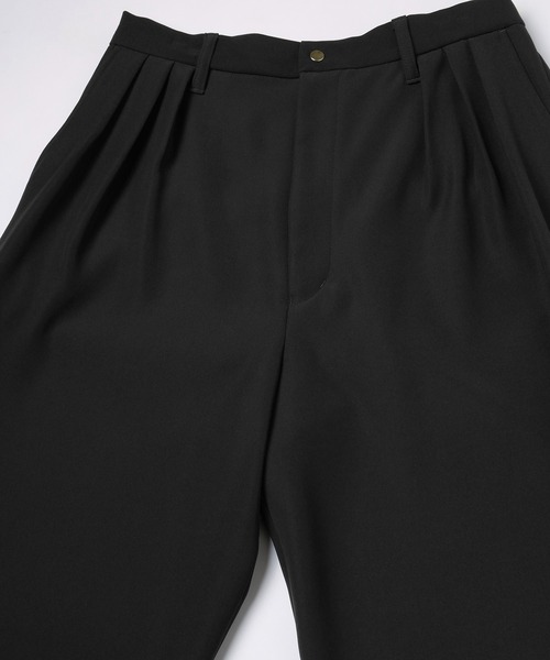 CULLNI(クルニ)の「Dry Double Cloth 3Tuck Semi Wide Pant(スラックス・メンズ・ネイビー/ダークブラウン/アッシュブラウン/ブラック・2/1/0)」の20枚目の写真