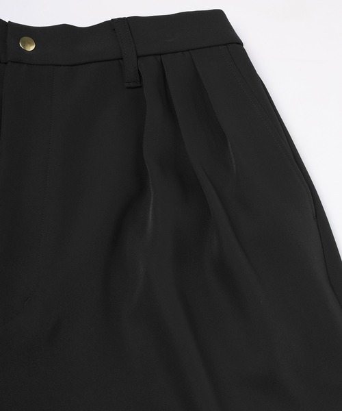 CULLNI(クルニ)の「Dry Double Cloth 3Tuck Semi Wide Pant(スラックス・メンズ・ネイビー/ダークブラウン/アッシュブラウン/ブラック・2/1/0)」の21枚目の写真