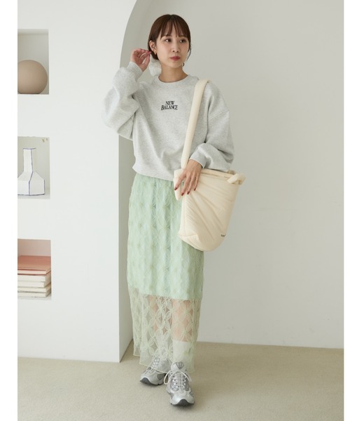 NEW BALANCE(ニューバランス)の「【New Balance for emmi】Track side フリースクルー(スウェット・レディース・ライトグレー・M/S)」の19枚目の写真